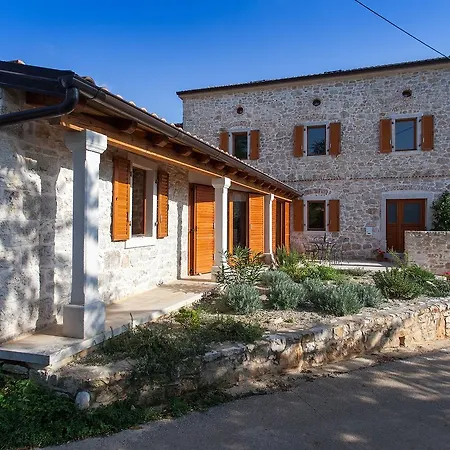 Holiday home Sunny House *