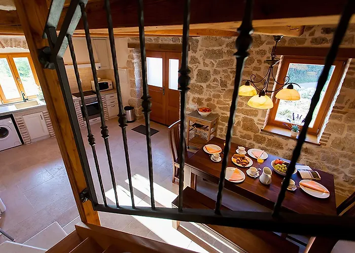 Sunny House