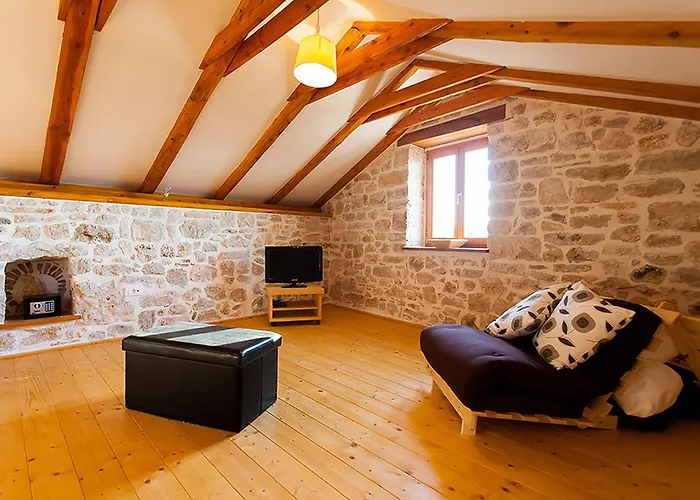 Sunny House *